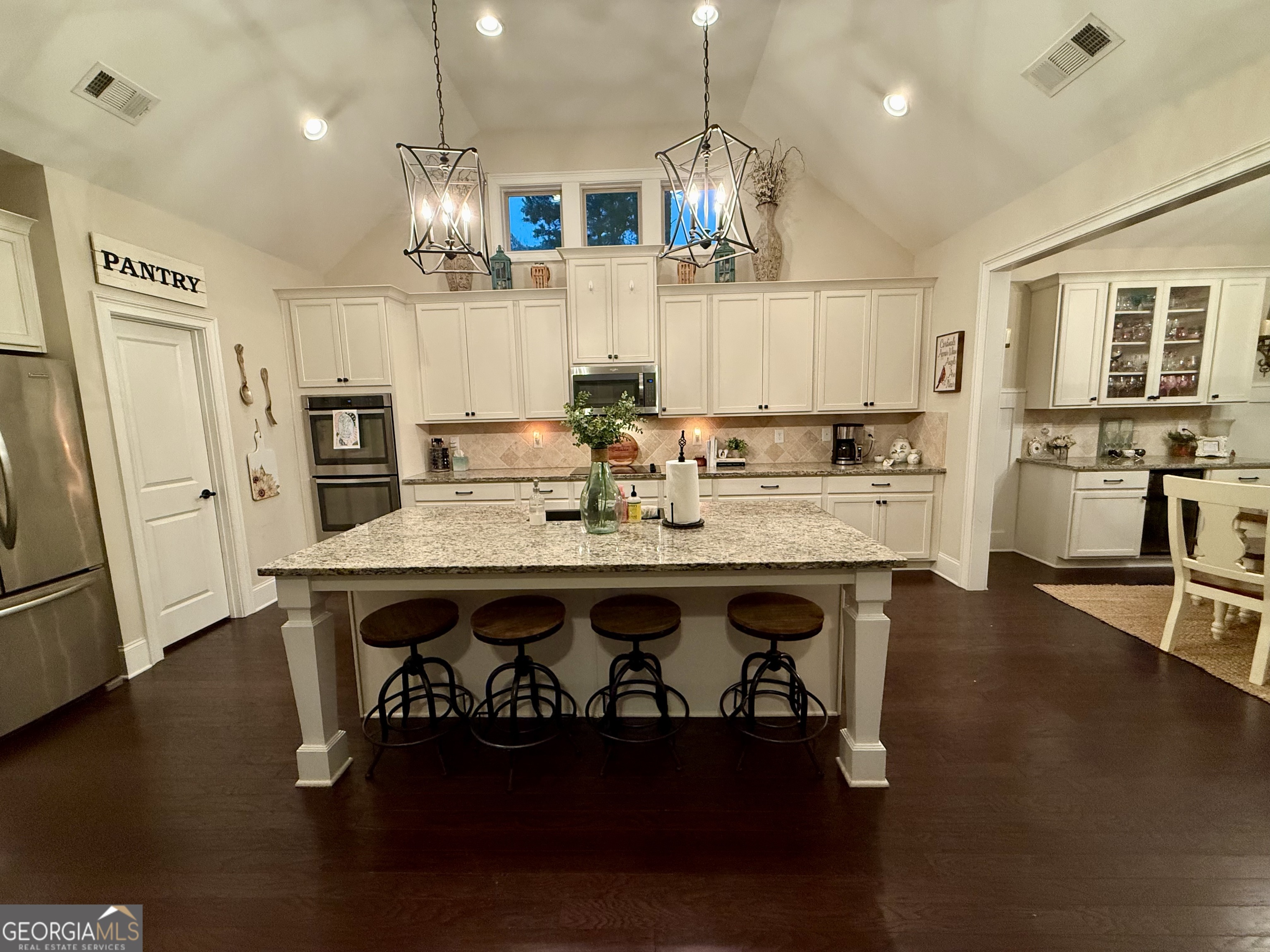 112 Sterling Lake WAY