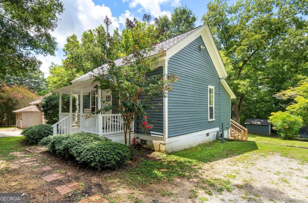 Photo of 88 Cole Street, Newnan, GA 30263 (MLS # 10838764)