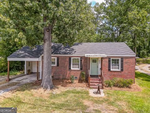 Photo of 808 Charlton Street NW, Rome, GA 30165 (MLS # 10566775)