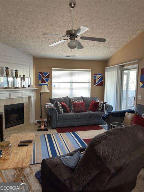 8237 Eastshore DR