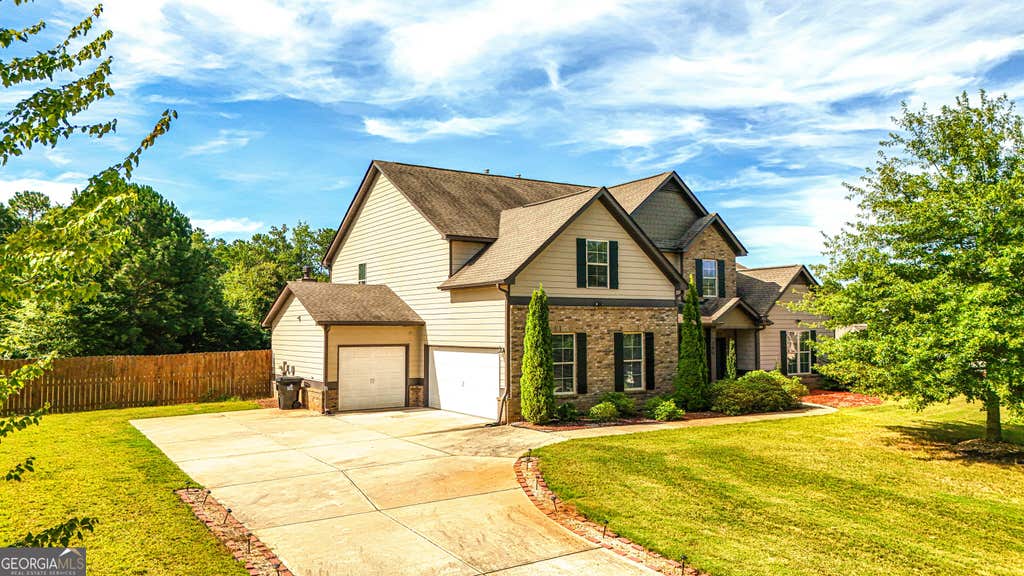 Photo of 205 Vandalay Way, Locust Grove, GA 30248 (MLS # 10832764)