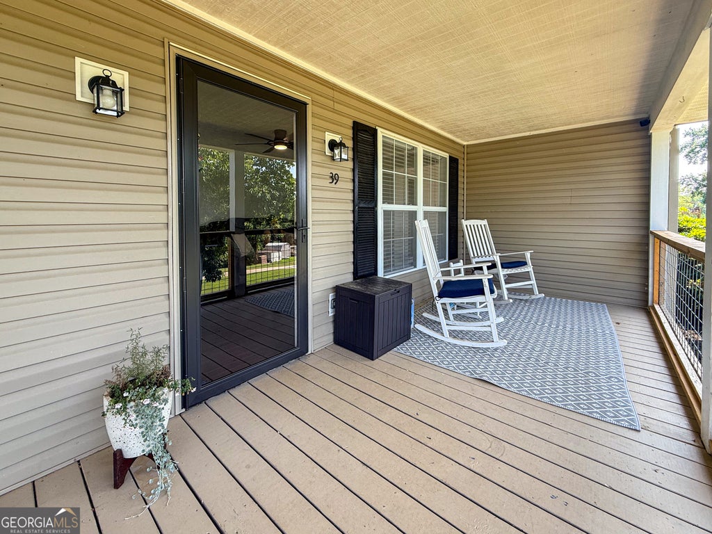 Photo of 39 E Point Drive, Dahlonega, GA 30533 (MLS # 10844959)