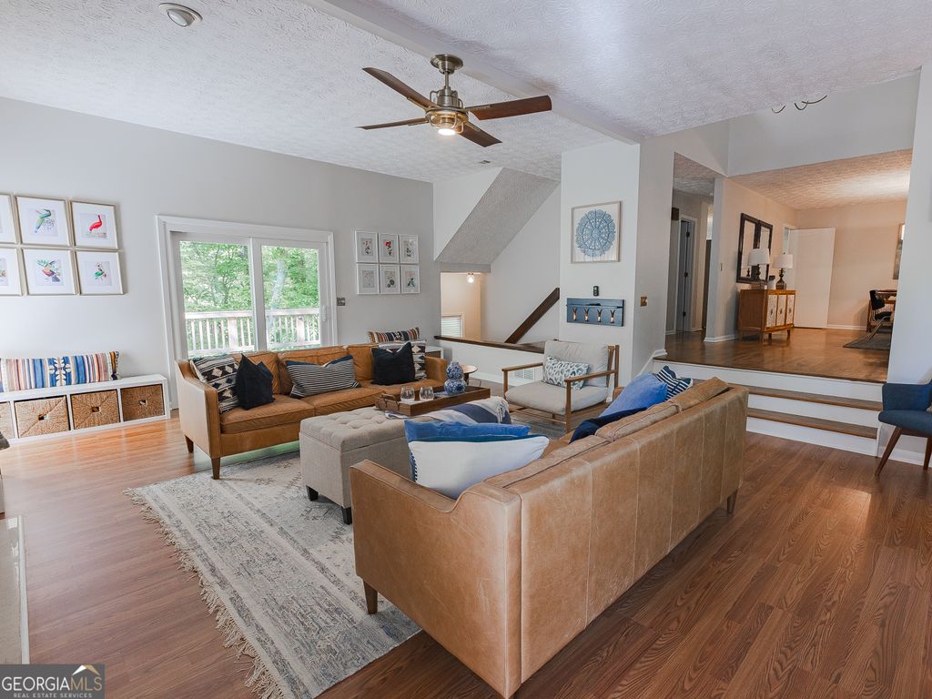 Photo of 160 River Run, Roswell, GA 30075 (MLS # 10740016)