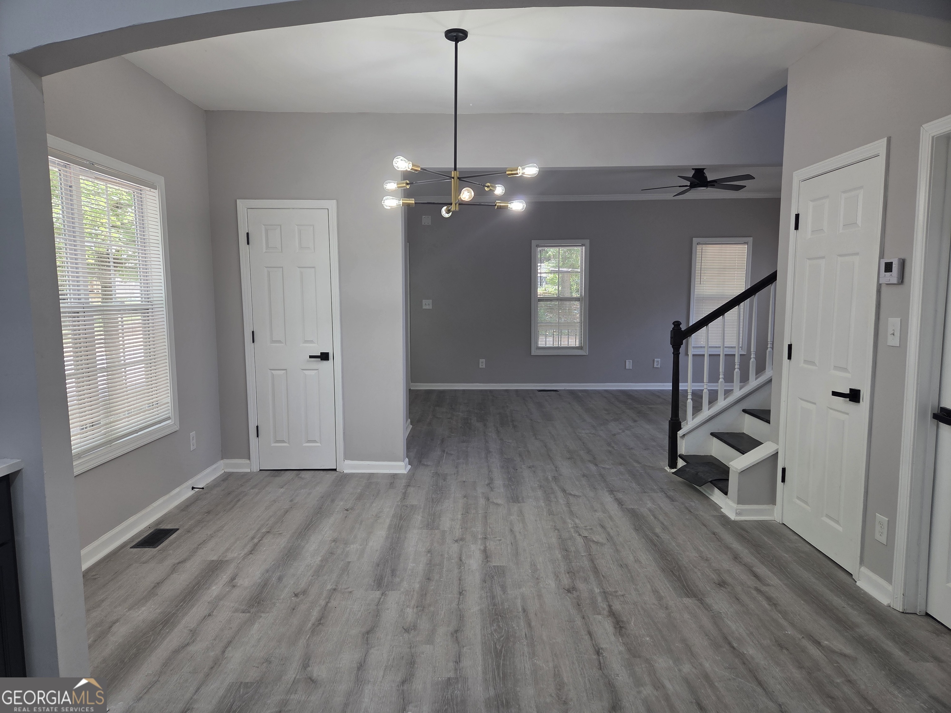 1131 GARIBALDI ST SW