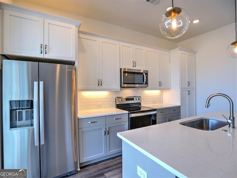 The Maxwell - Residential Lease