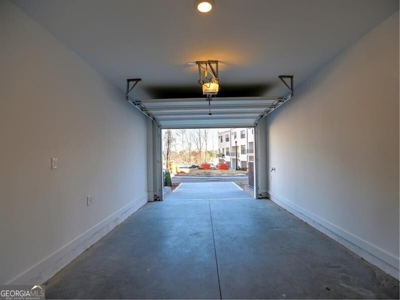 The Maxwell - Residential Lease