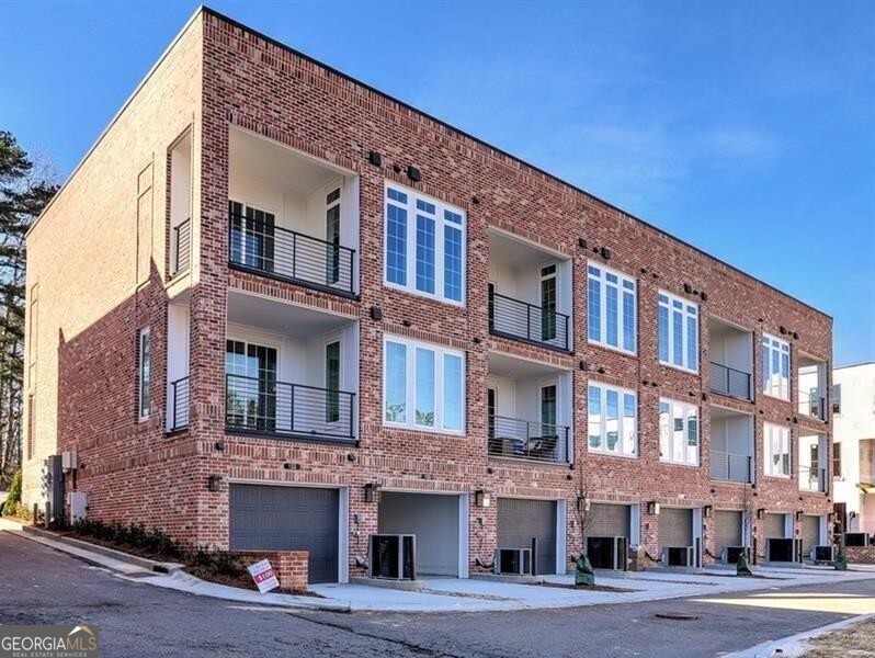 The Maxwell - Residential Lease