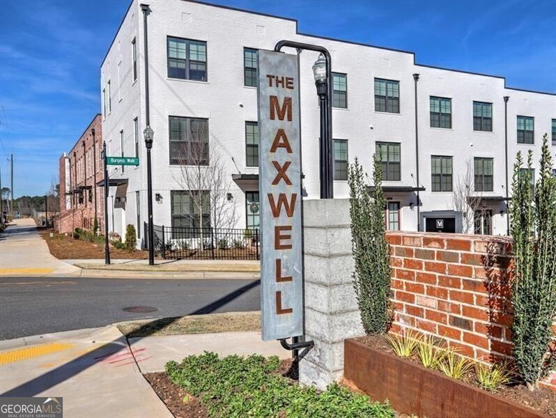The Maxwell - Residential Lease