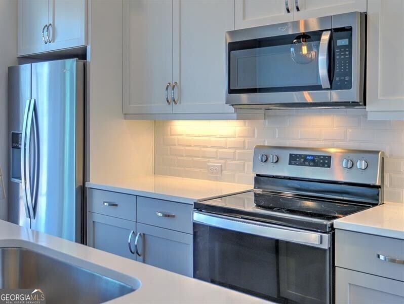 The Maxwell - Residential Lease