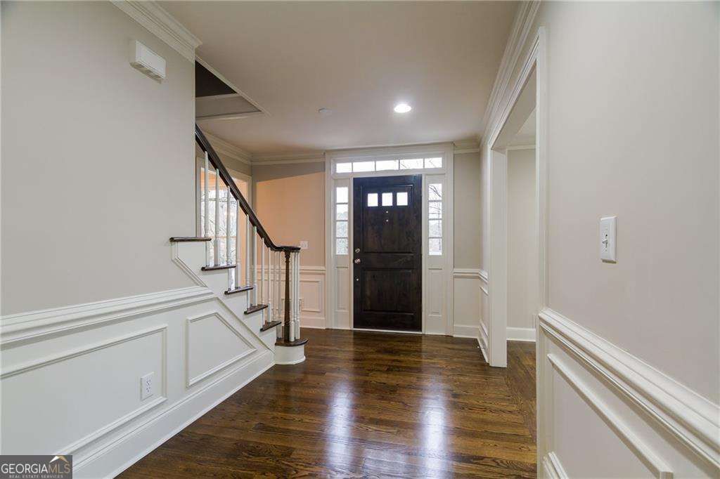 Photo of 1565 Summerset Drive, Atlanta, GA 30338 (MLS # 10737276)