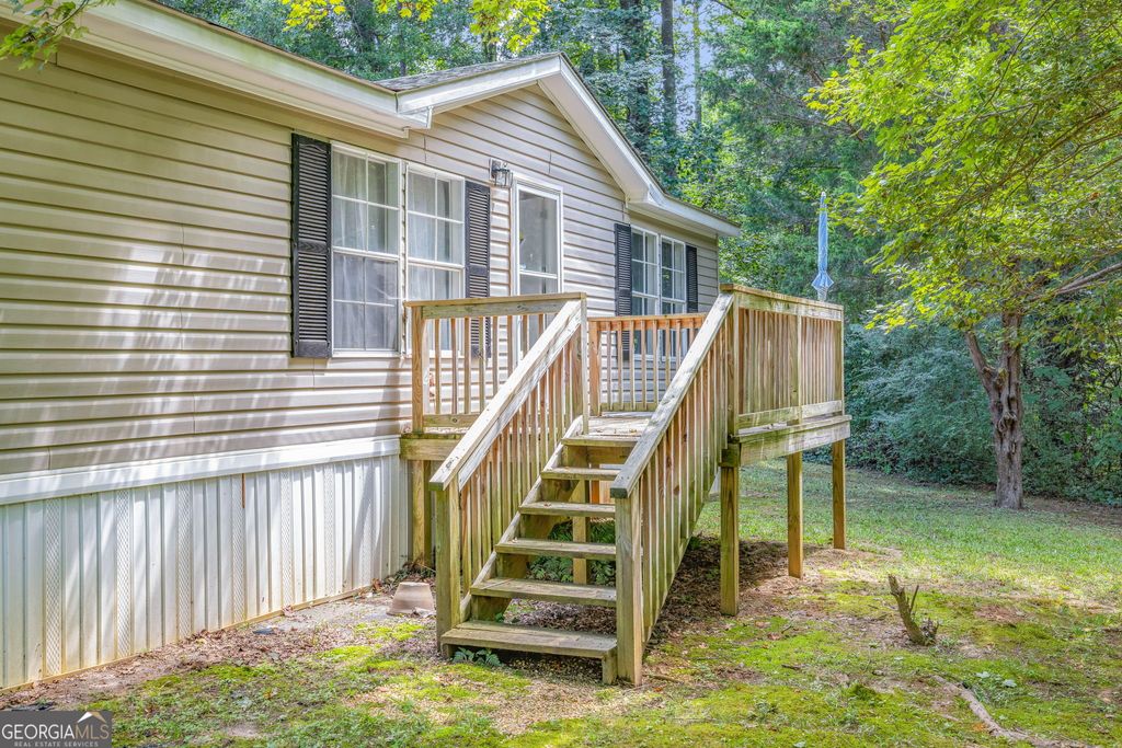 Photo of 126 Loggins Trail, Commerce, GA 30529 (MLS # 10664544)