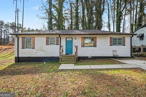 Photo of 3308 Delmar Lane NW, Atlanta, GA 30331 (MLS # 10677586)