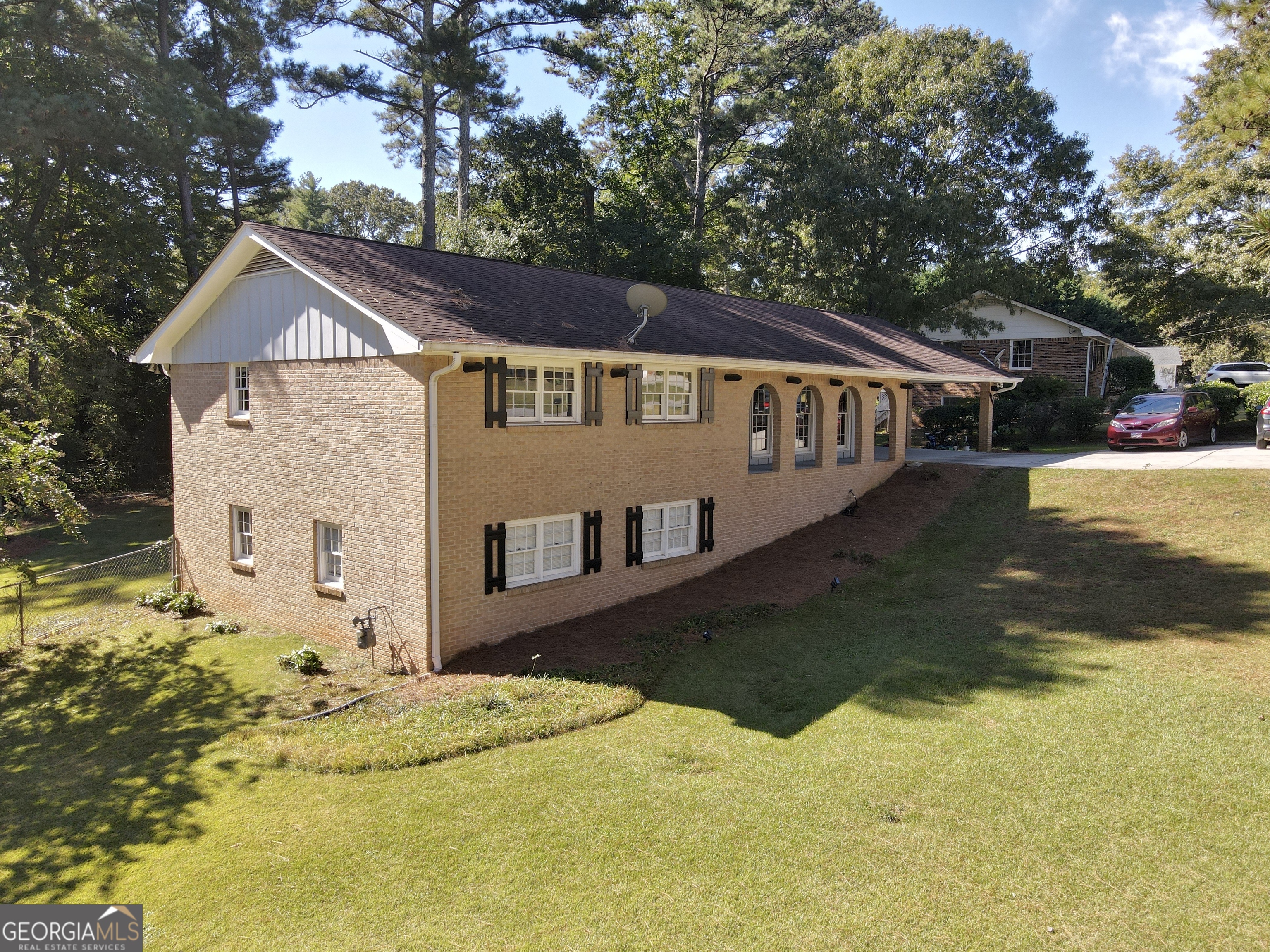 4338 Louis RD SW