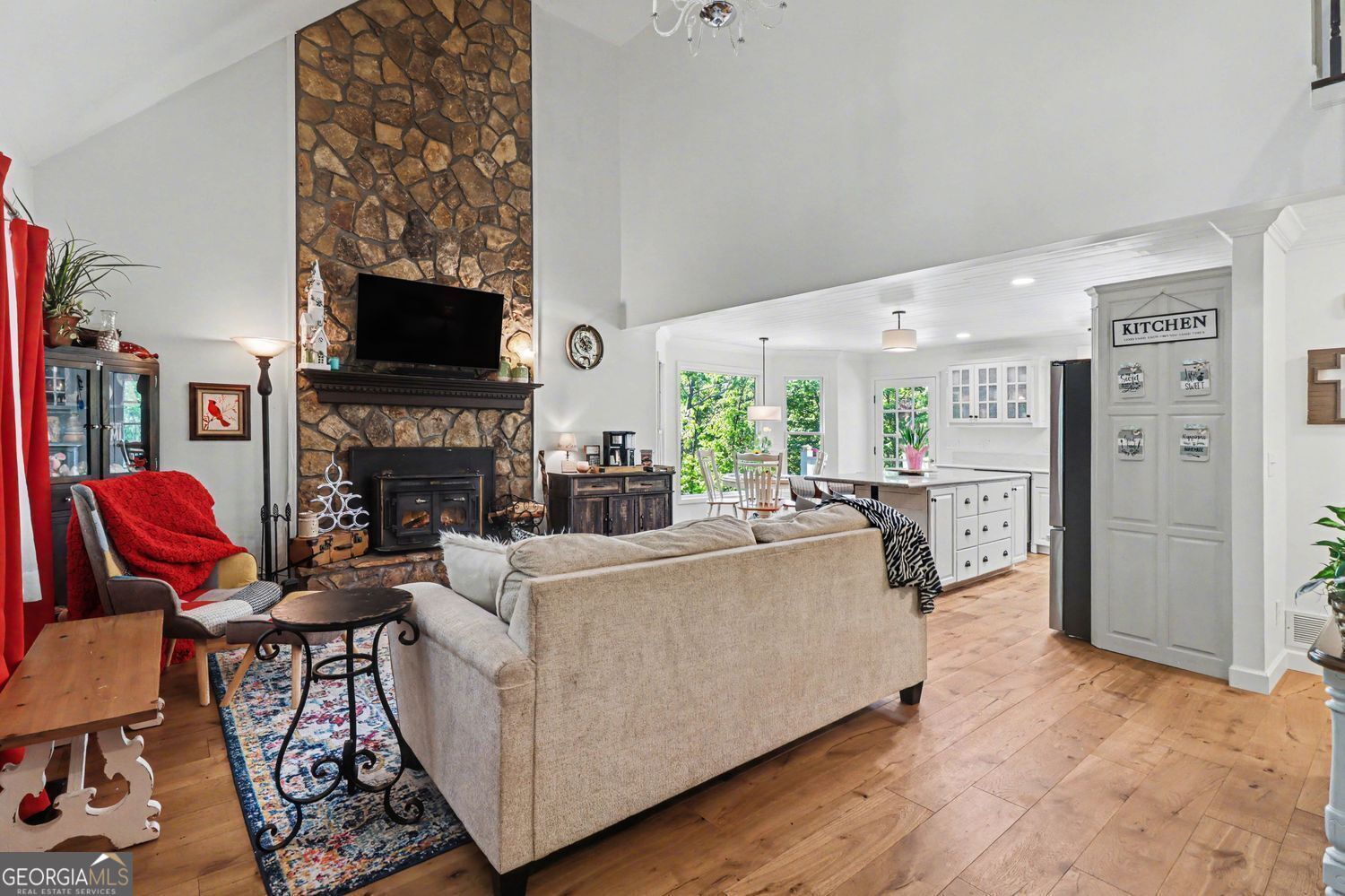 1136 Timber Ridge LN