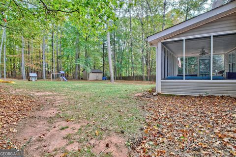 A home in Newnan