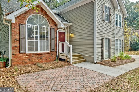 A home in Newnan