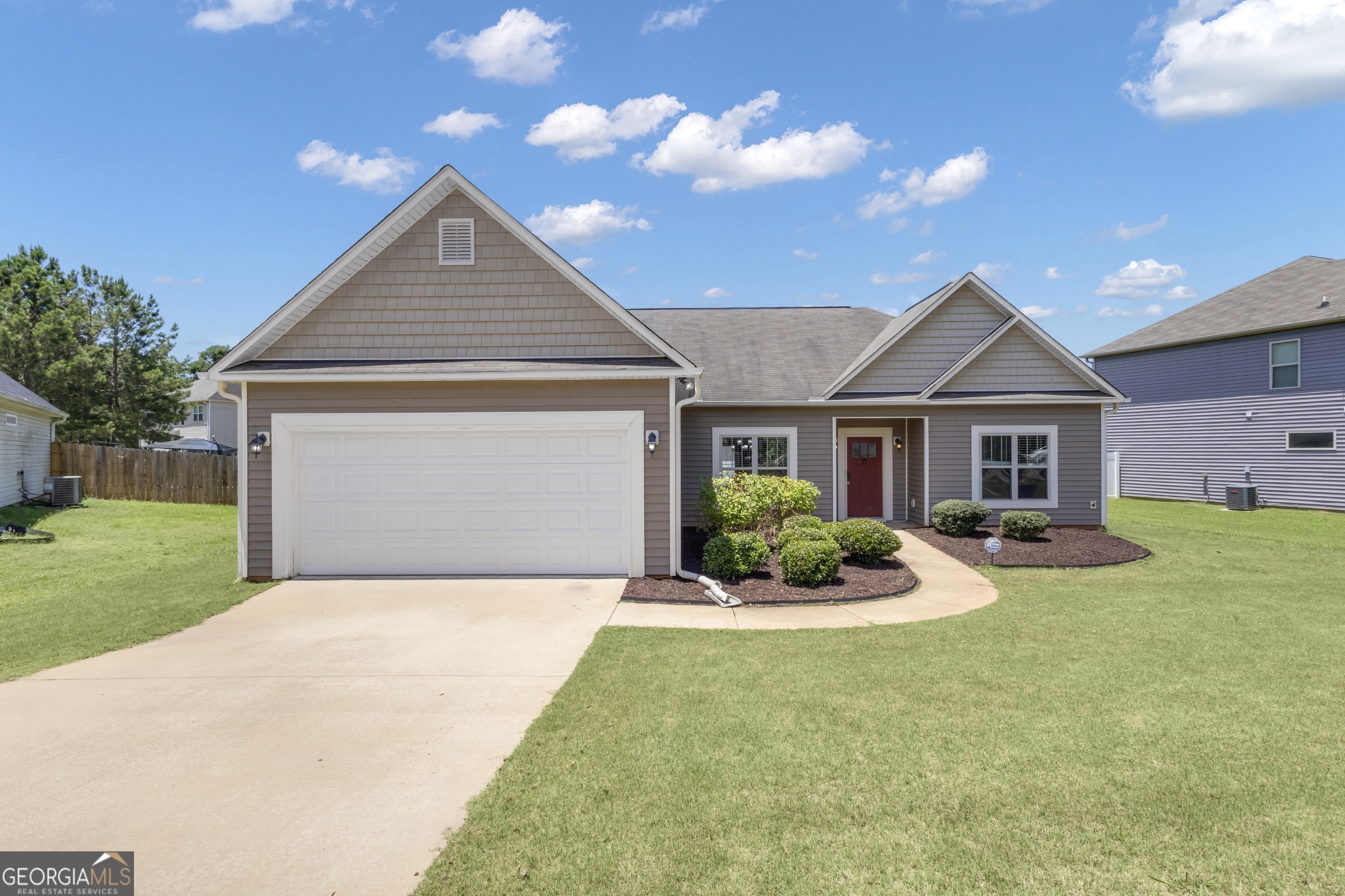 ***Welcome to this lovely home in the Creekside community, just minutes from downtown, shopping, and entertainment.*** ***Enjoy a formal dining room with hardwood floors and a spacious living room with a cozy gas fireplace.*** ***The kitchen features granite countertops, a pantry, and a breakfast area-and comes with a nearly new refrigerator, washer, and dryer.*** ***The private master suite includes a large bath with a garden tub, separate shower, and walk-in closet.*** ***The laundry room connects directly to the master closet and rear foyer for added convenience.*** ***With a split-bedroom layout for extra privacy, a garage with storage, and a large fenced backyard, this home is perfect for relaxing and entertaining.