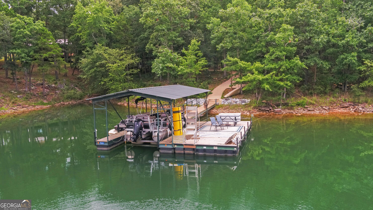 370 Paradise Point