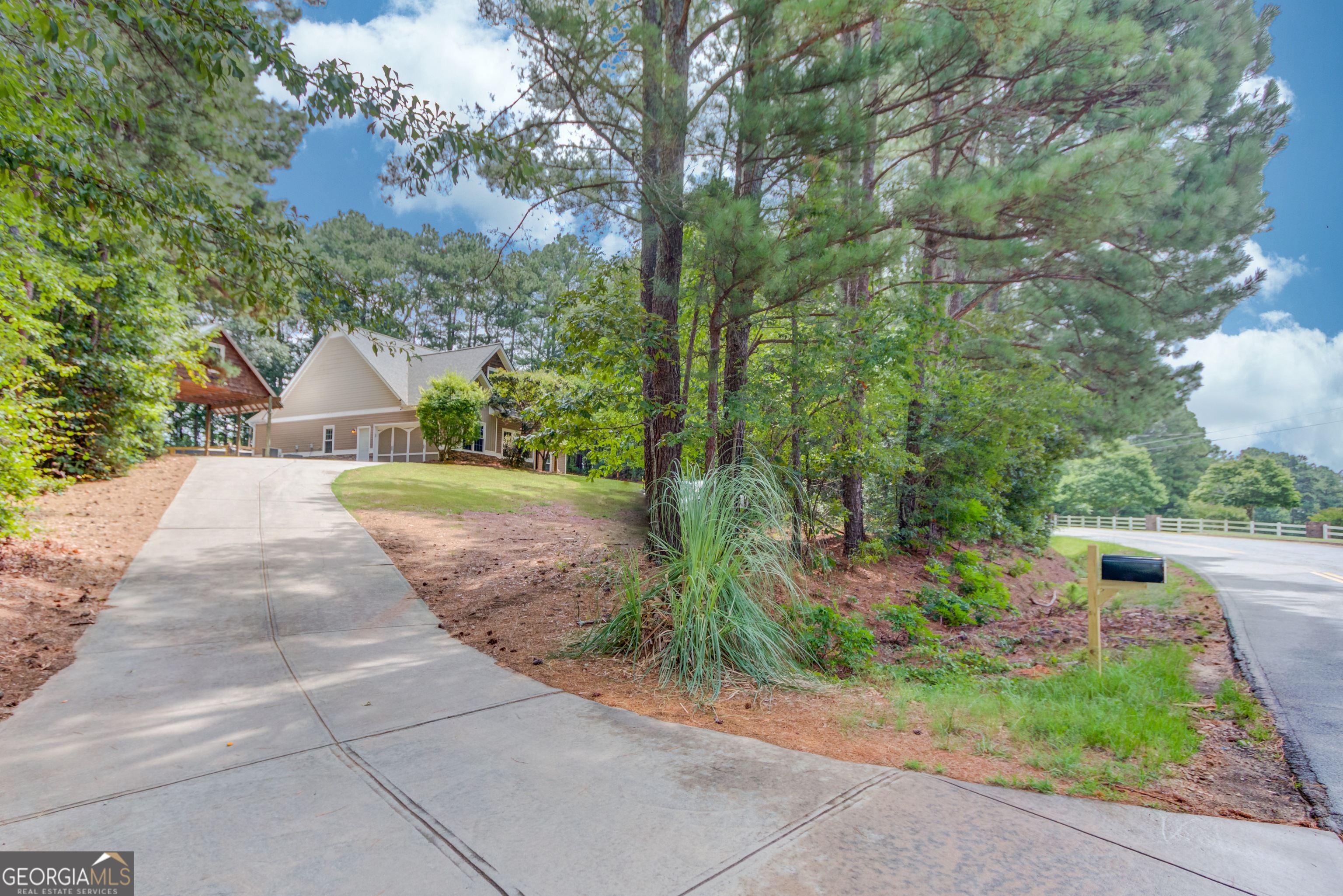4503 Atha CIR