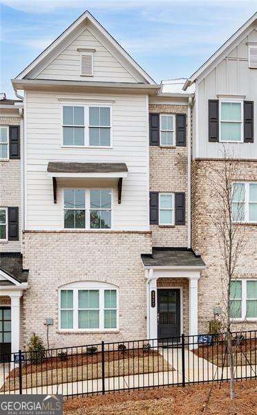 3322 Cranston LN