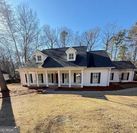 Photo of 175 Rivoli Landing, Macon, GA 31210 (MLS # 10676359)