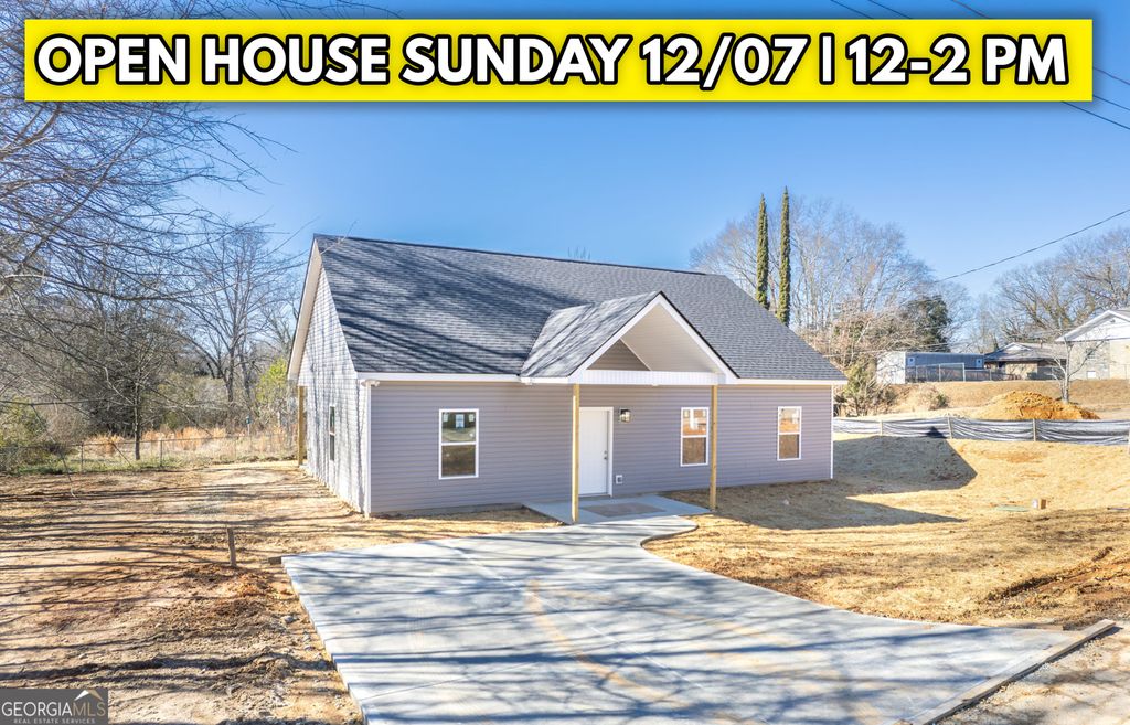 Photo of 30 Moore Avenue, Toccoa, GA 30577 (MLS # 10653546)