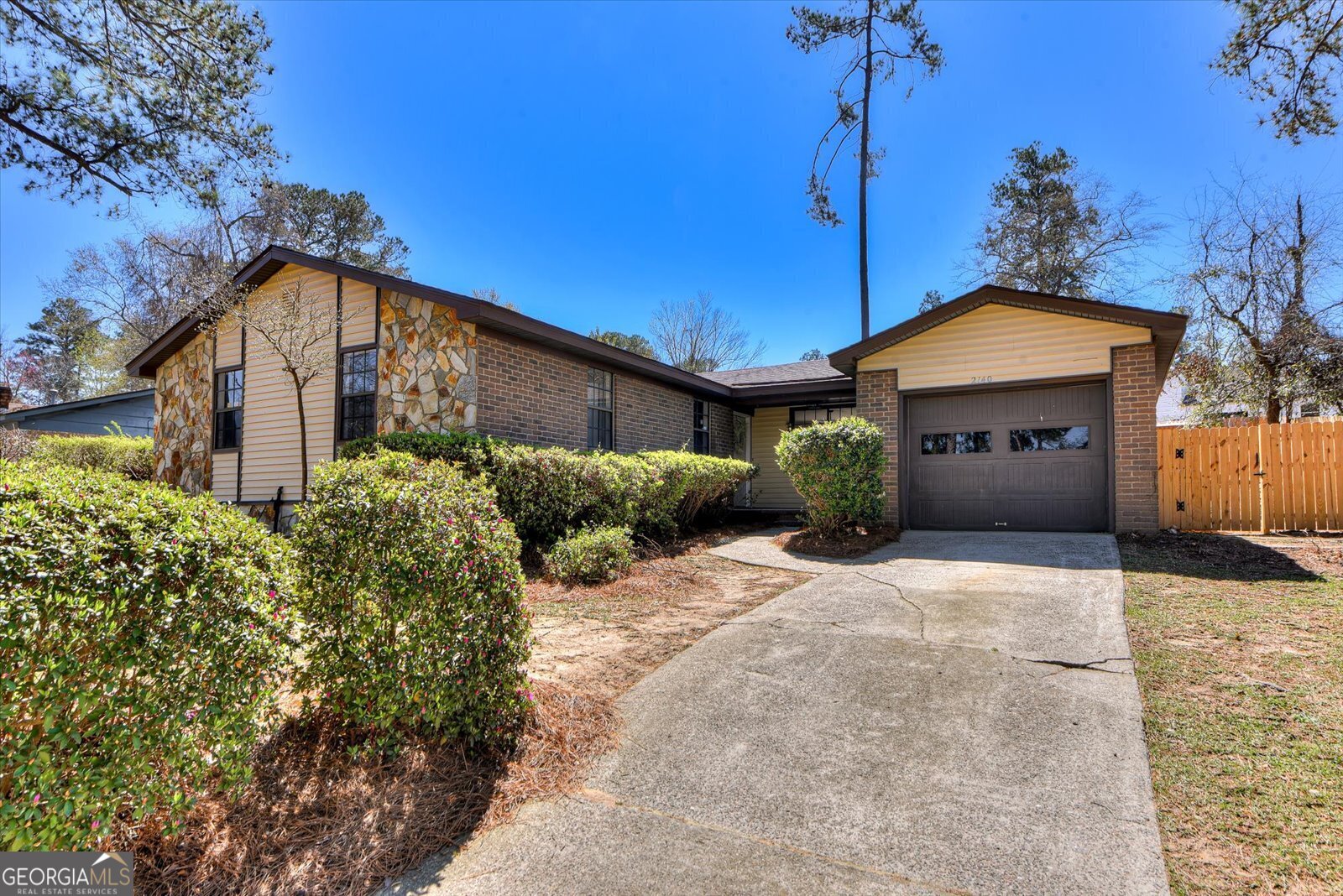 Listing image 1