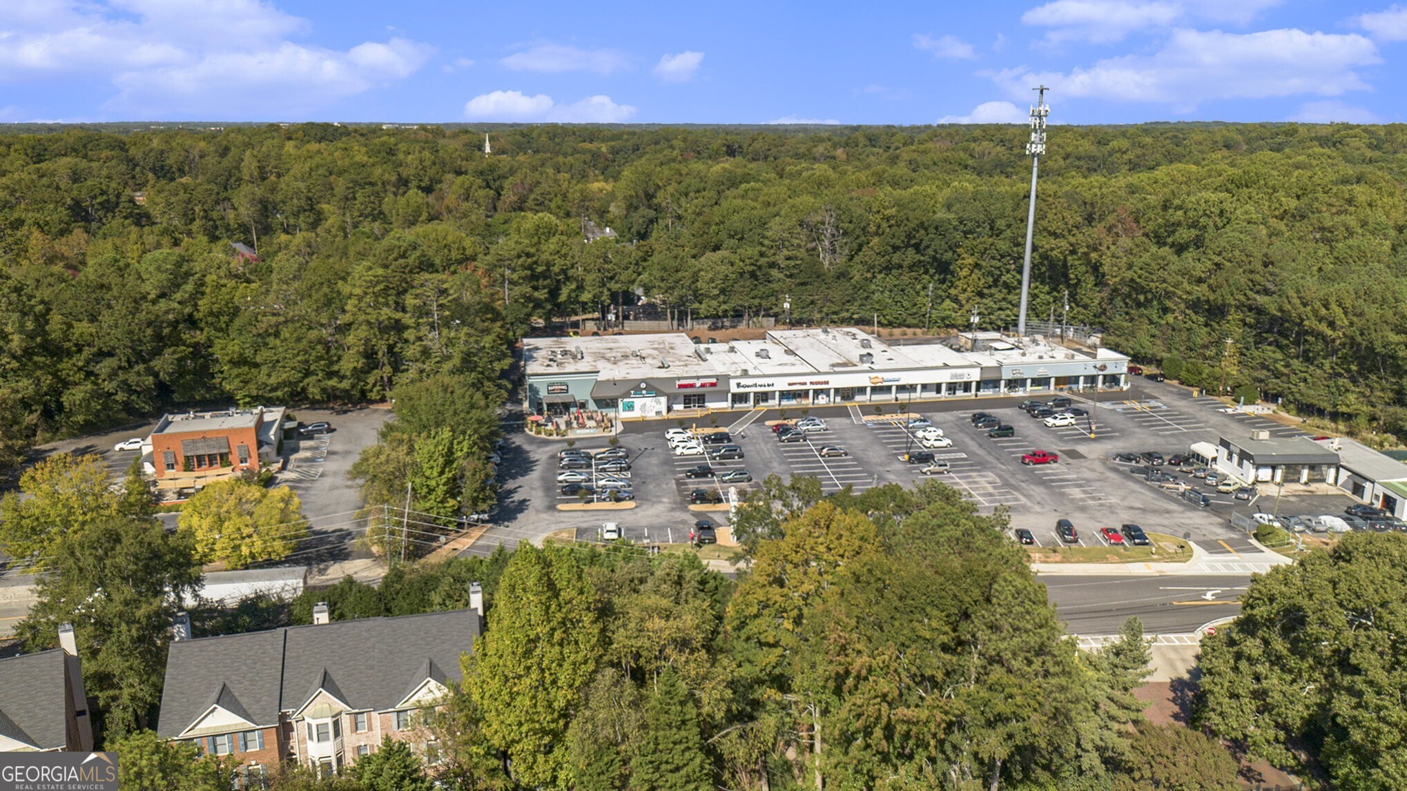 Leafmore Forest - Residential