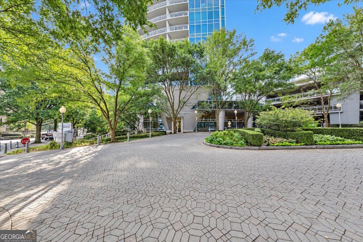 3338 Peachtree RD NE 705