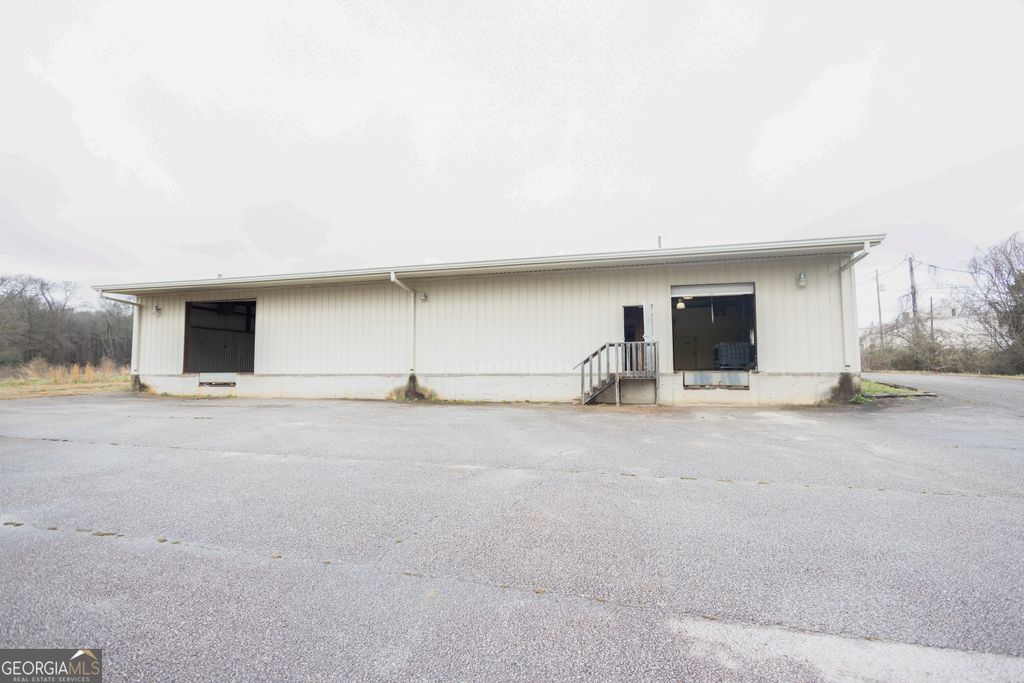 Photo of 226 Dovetown Road, Royston, GA 30662 (MLS # 10700722)