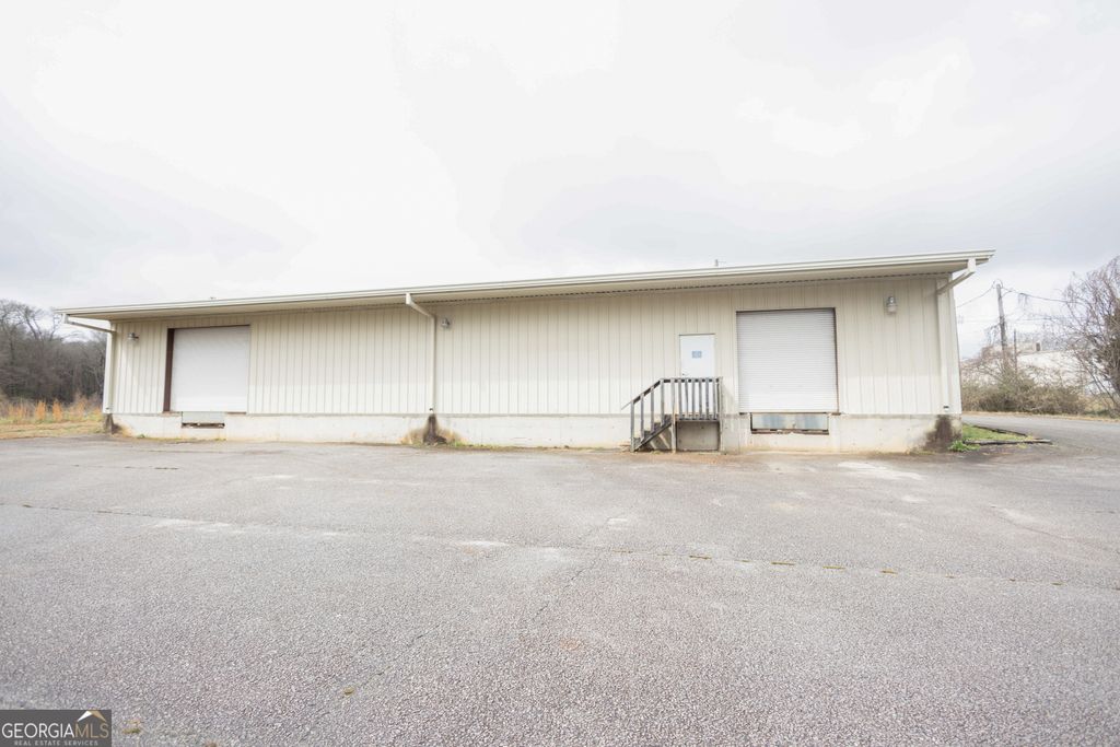 Photo of 226 Dovetown Road, Royston, GA 30662 (MLS # 10700722)