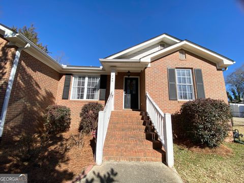 A home in Barnesville