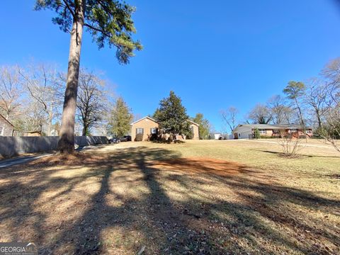 A home in Barnesville