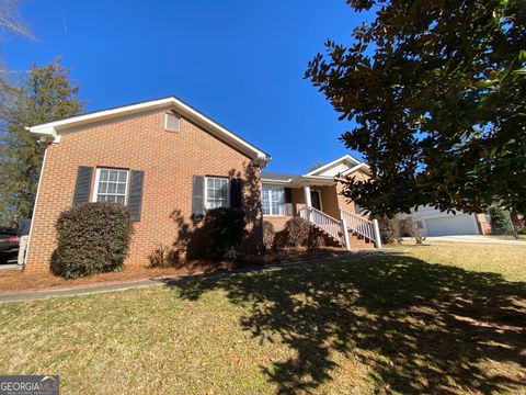 A home in Barnesville