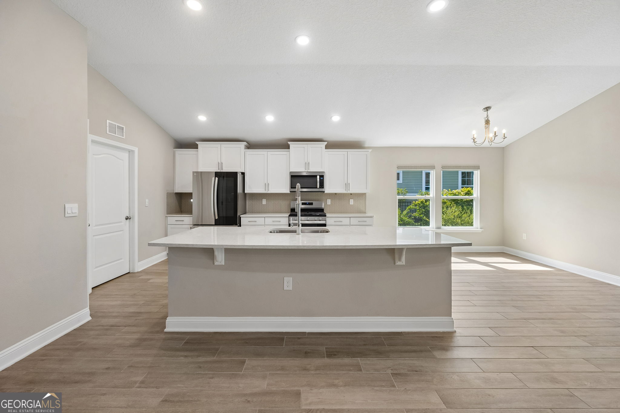Picture for the property 10764705, 4 beds, 3 baths