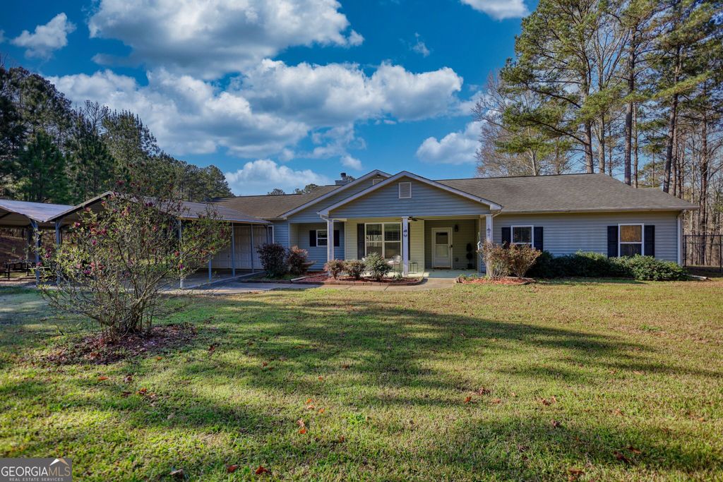 Photo of 194 Burtom Rd, Eatonton, GA 31024 (MLS # 10715508)