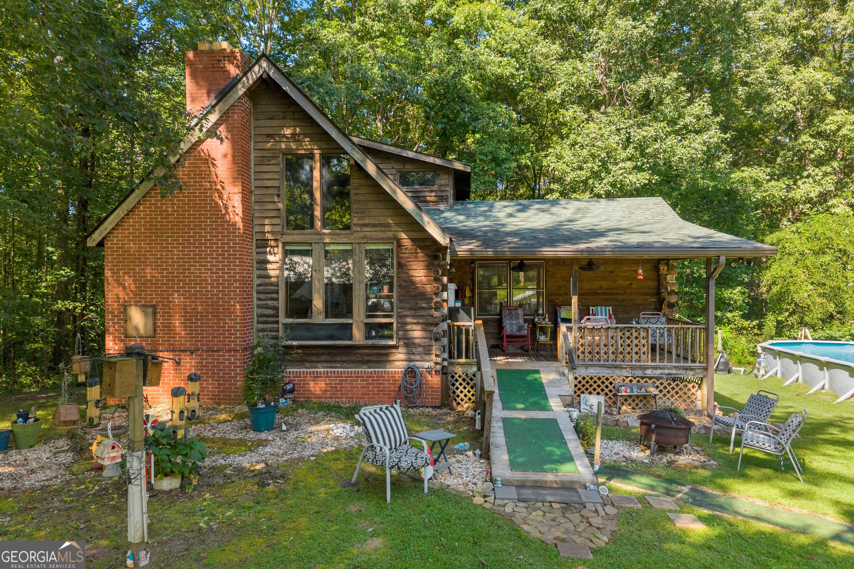 235 Evans DR