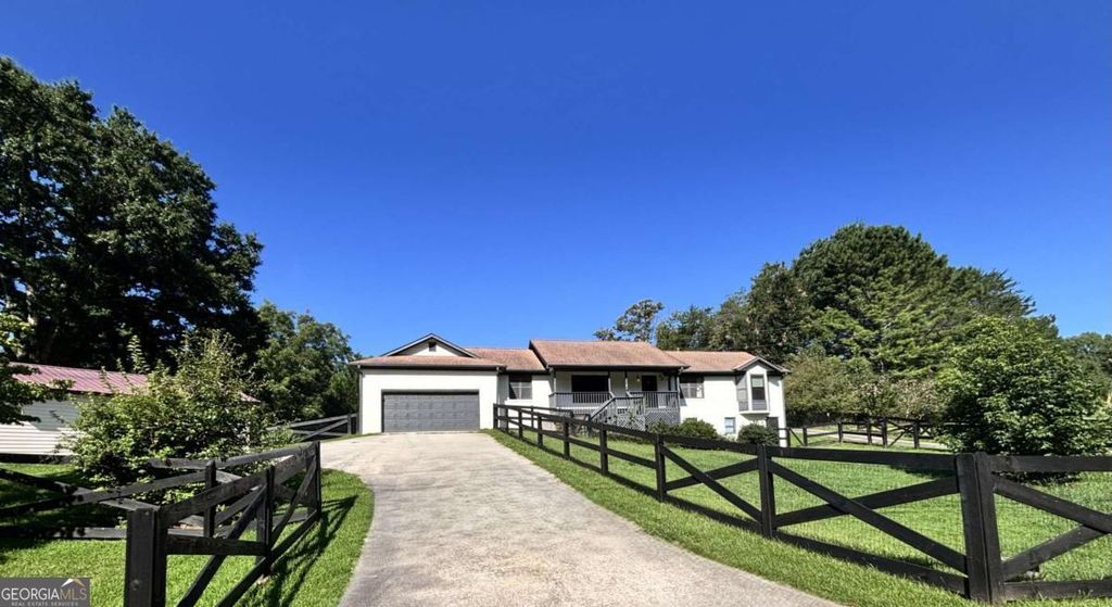 Photo of 462 Gibson Trail, Jasper, GA 30143 (MLS # 10810183)