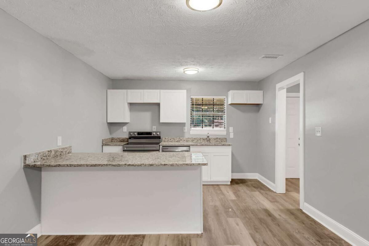 1677 Liberty VLY