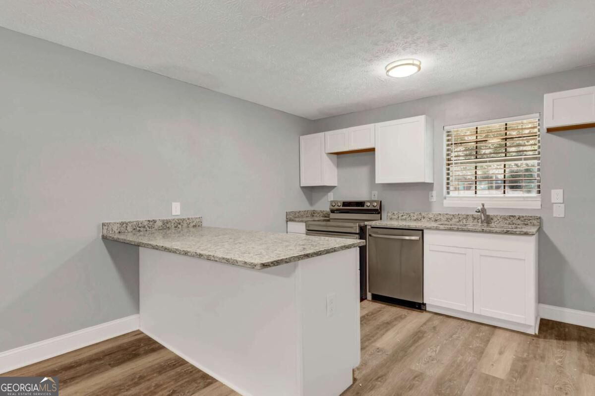 1677 Liberty VLY