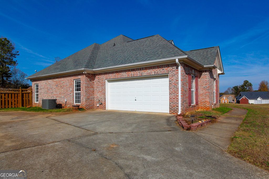 Photo of 500 Soho Place, Locust Grove, GA 30248 (MLS # 10664979)