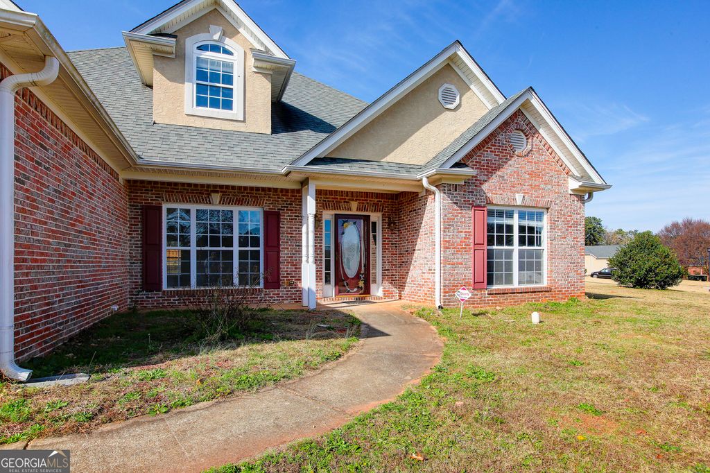 Photo of 500 Soho Place, Locust Grove, GA 30248 (MLS # 10664979)