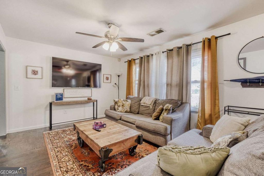 Photo of 113 Hillside Avenue SE, Atlanta, GA 30315 (MLS # 10711330)