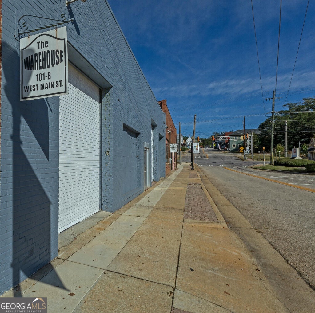 Photo of 101 W Main Street, Hogansville, GA 30230 (MLS # 10867139)
