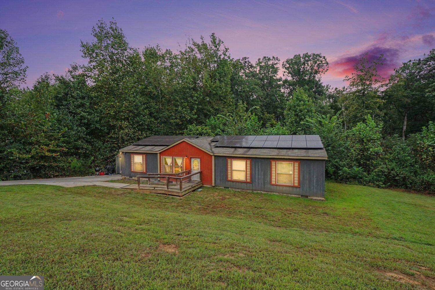 646 Ivy Creek DR