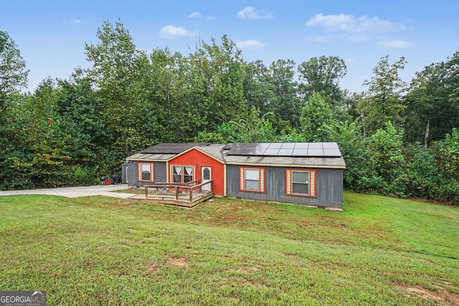 646 Ivy Creek DR