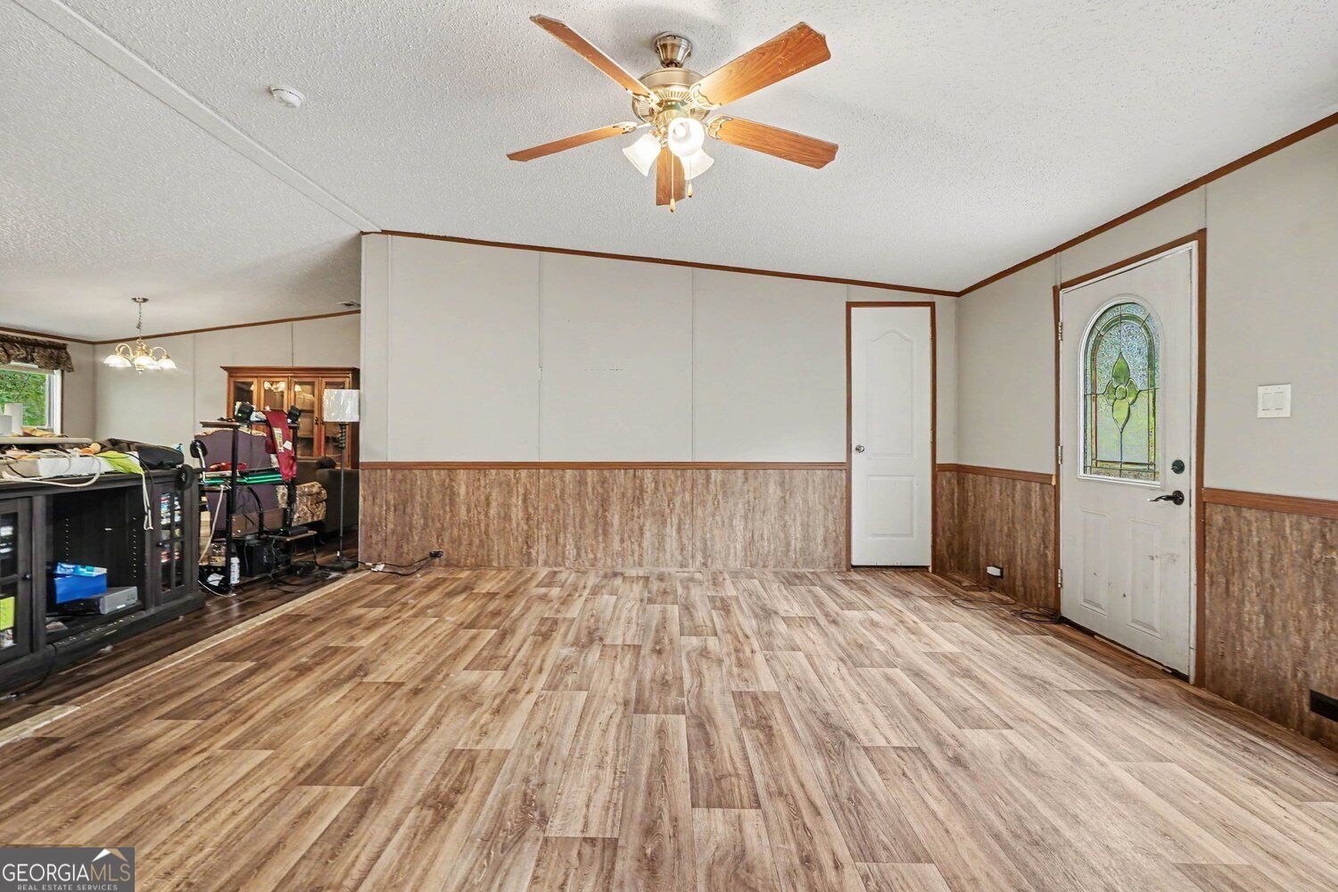 646 Ivy Creek DR