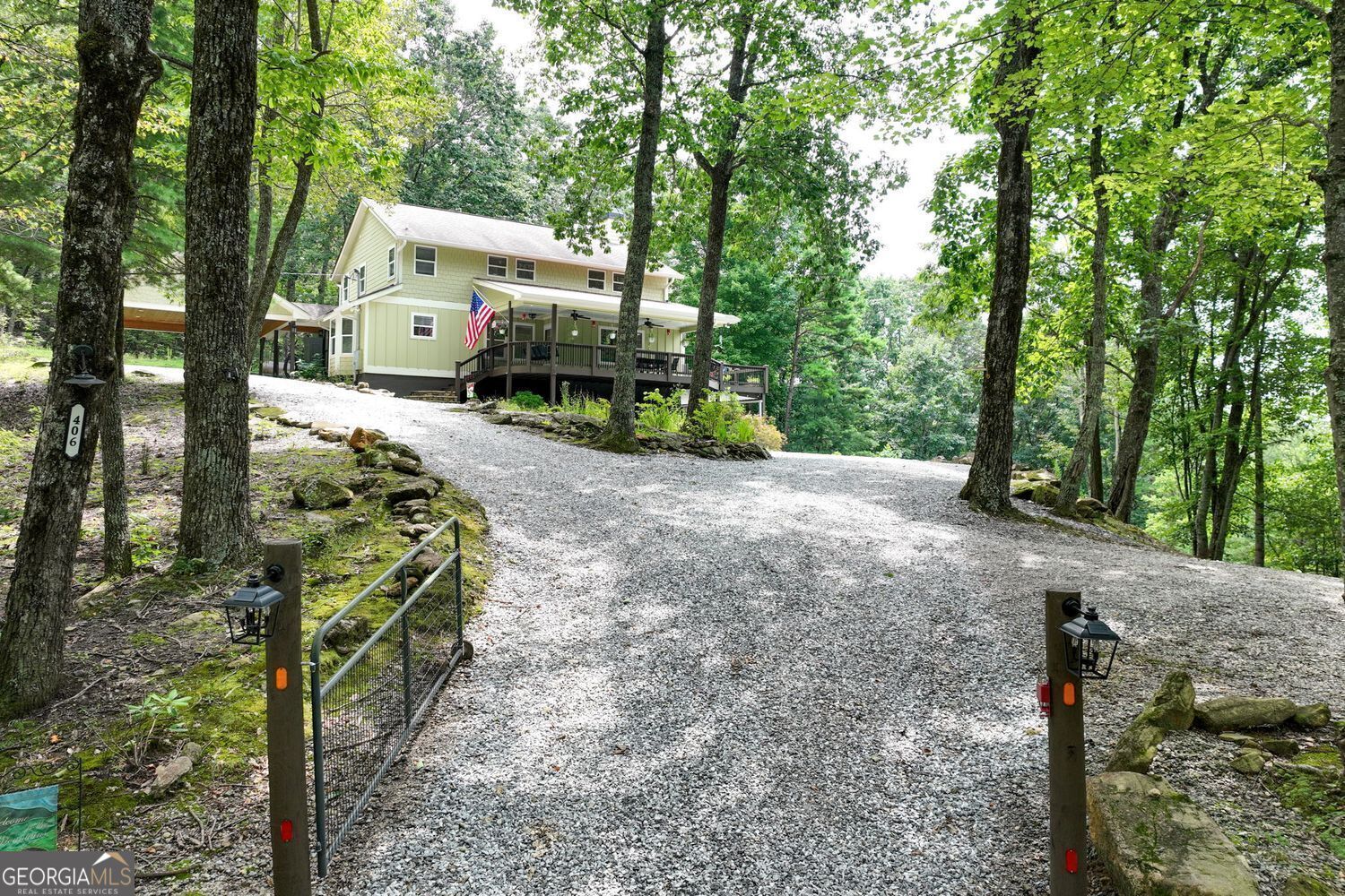 406 Yonah Mountain RD