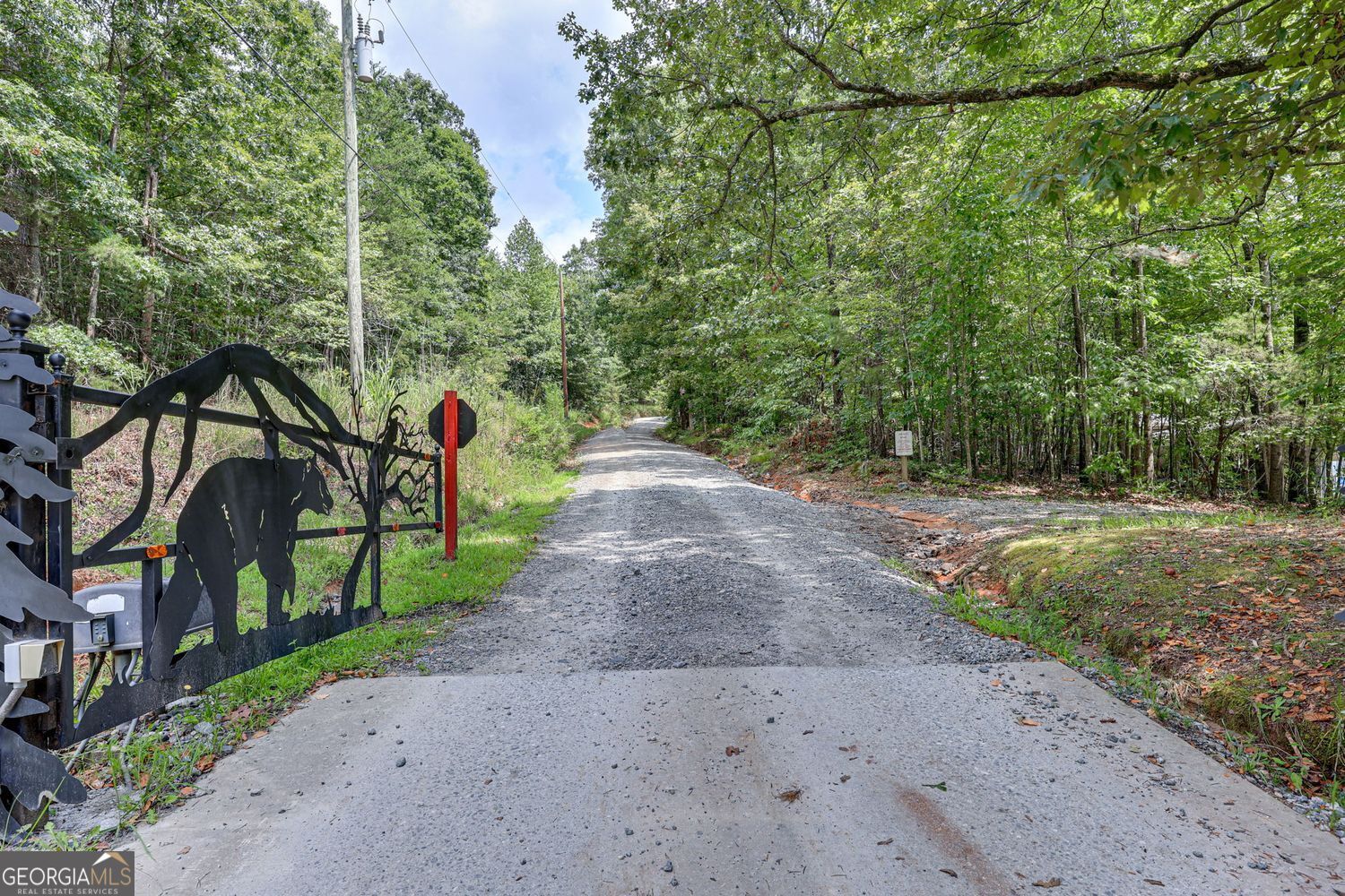 406 Yonah Mountain RD