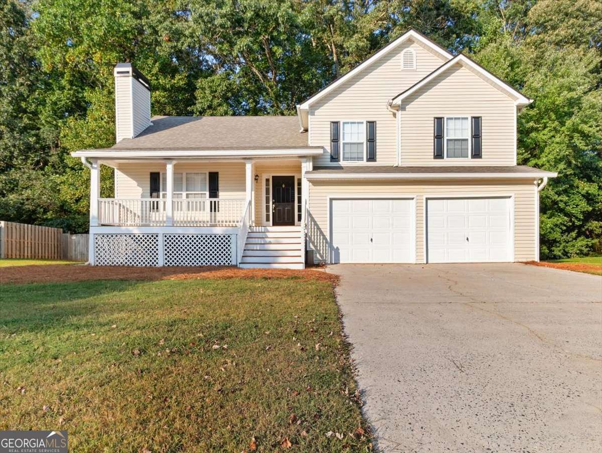 Discover your dream home in Acworth, Georgia! This inviting and spacious residence is perfect for families seeking comfort and connection. With a bright, open interior and a generous outdoor space, it's designed for unforgettable family gatherings and fun in the sun. Plus, you'll enjoy the convenience of being just 10-15 minutes away from delightful local eateries and vibrant shopping areas. Don't miss out on this fantastic opportunity-make this home yours today!
